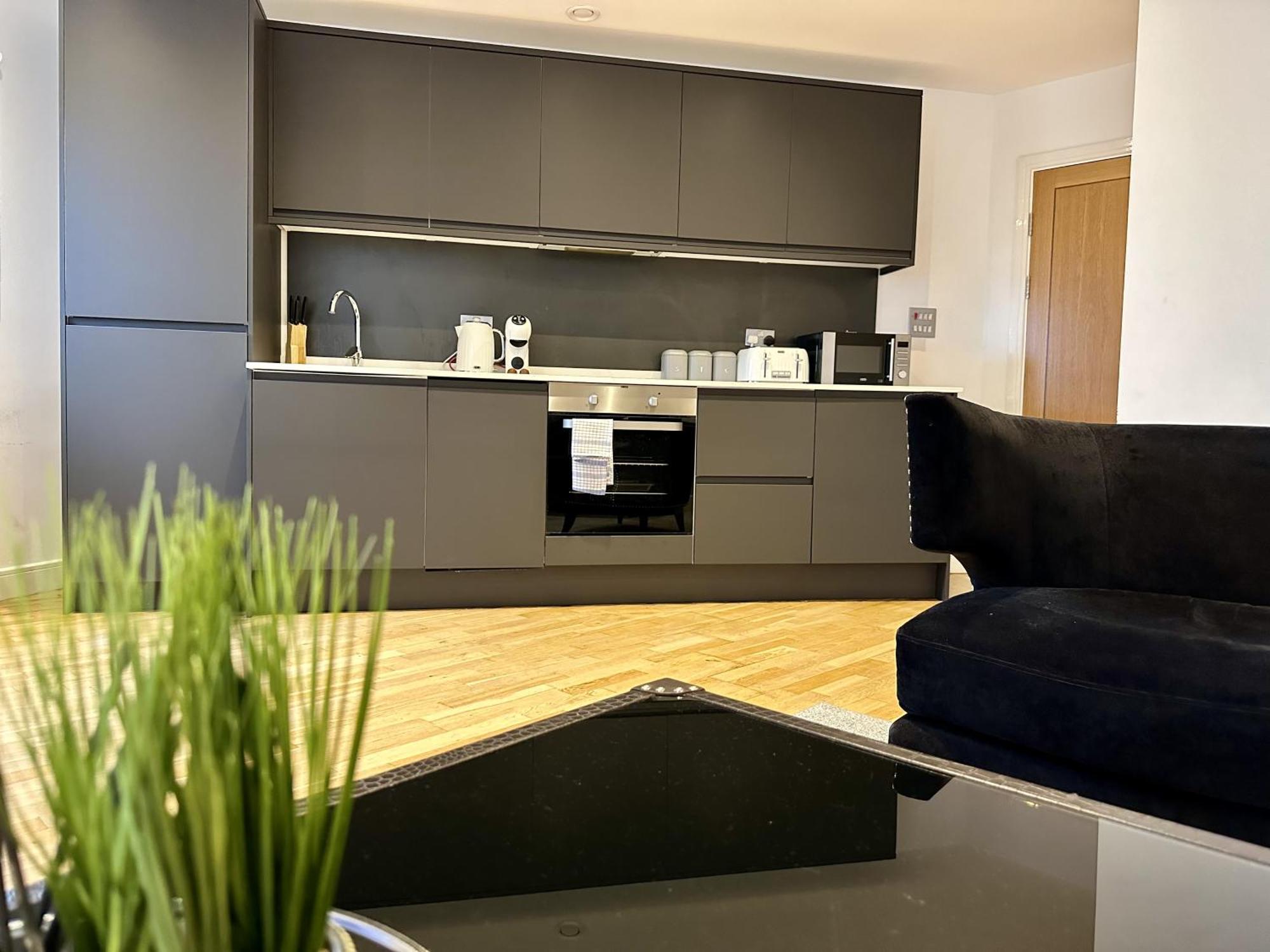 Luxury Cardiff City Centre Apartments Exterior photo