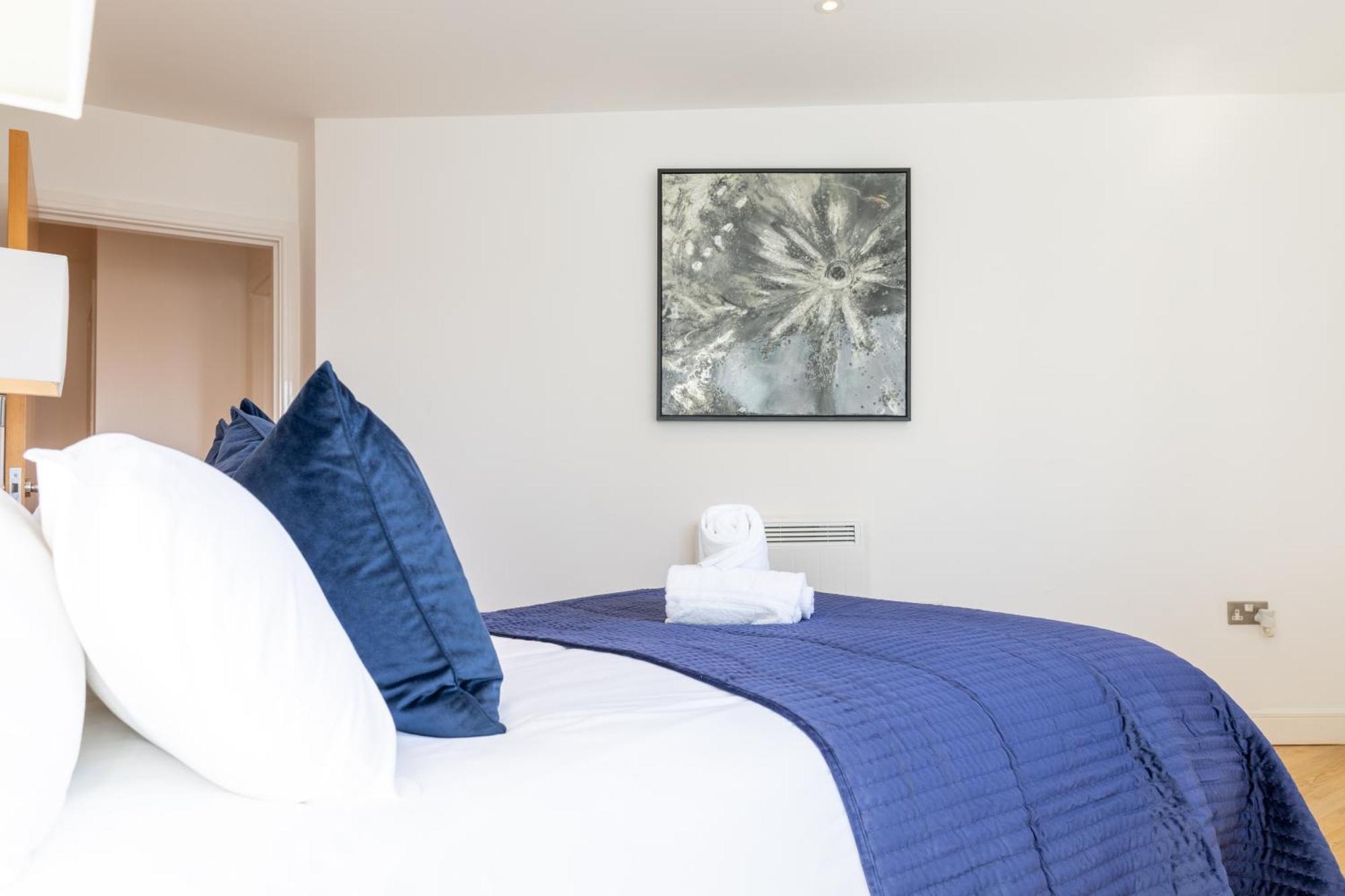 Luxury Cardiff City Centre Apartments Exterior photo