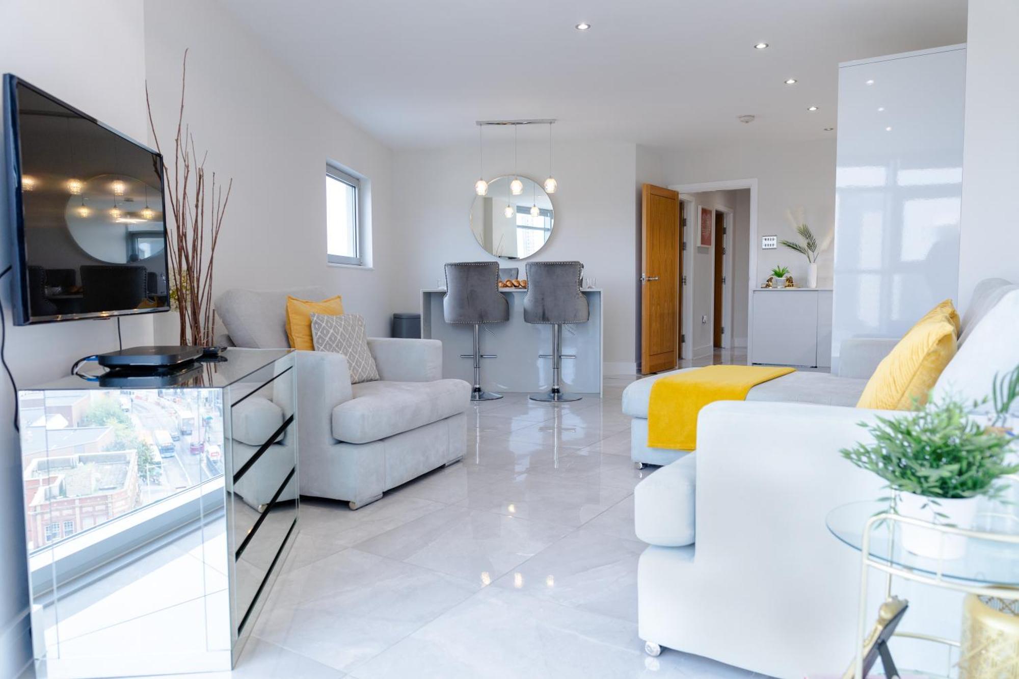 Luxury Cardiff City Centre Apartments Exterior photo